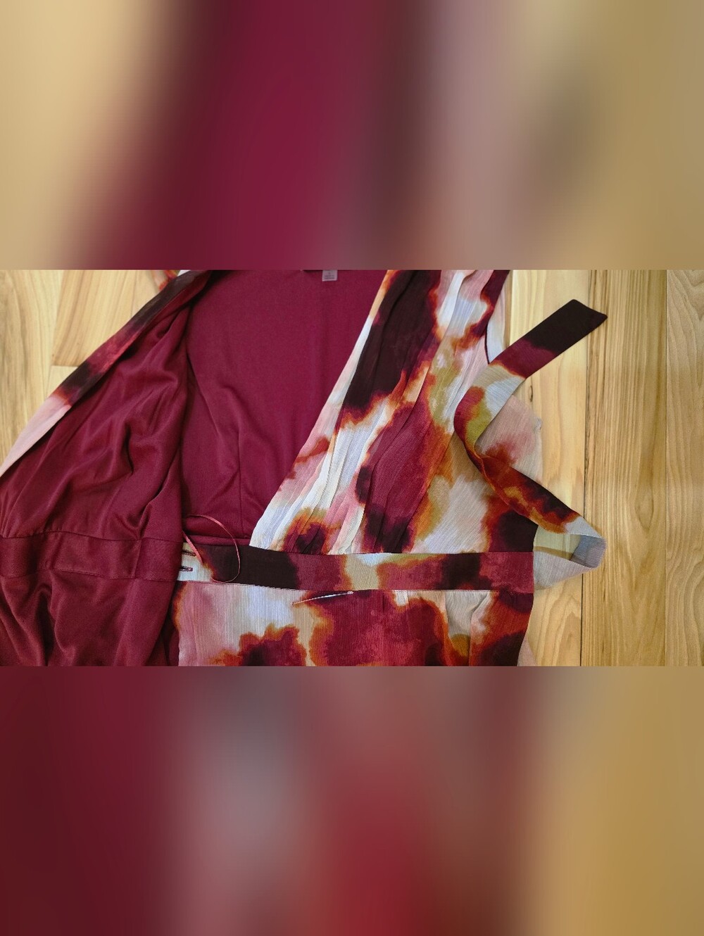 Taylor Sleeveless V-Neck Tie-Detailed Dress in Burgundy & Blush, L - Picture 11 of 16